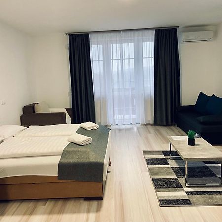 M&F Apartman Egerszalók Esterno foto