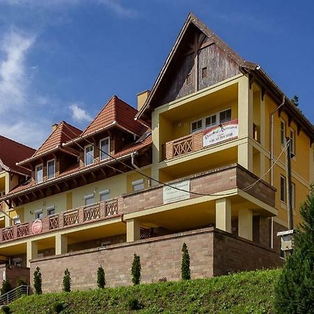 M&F Apartman Egerszalók Esterno foto