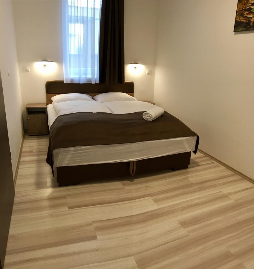 M&F Apartman Egerszalók Esterno foto